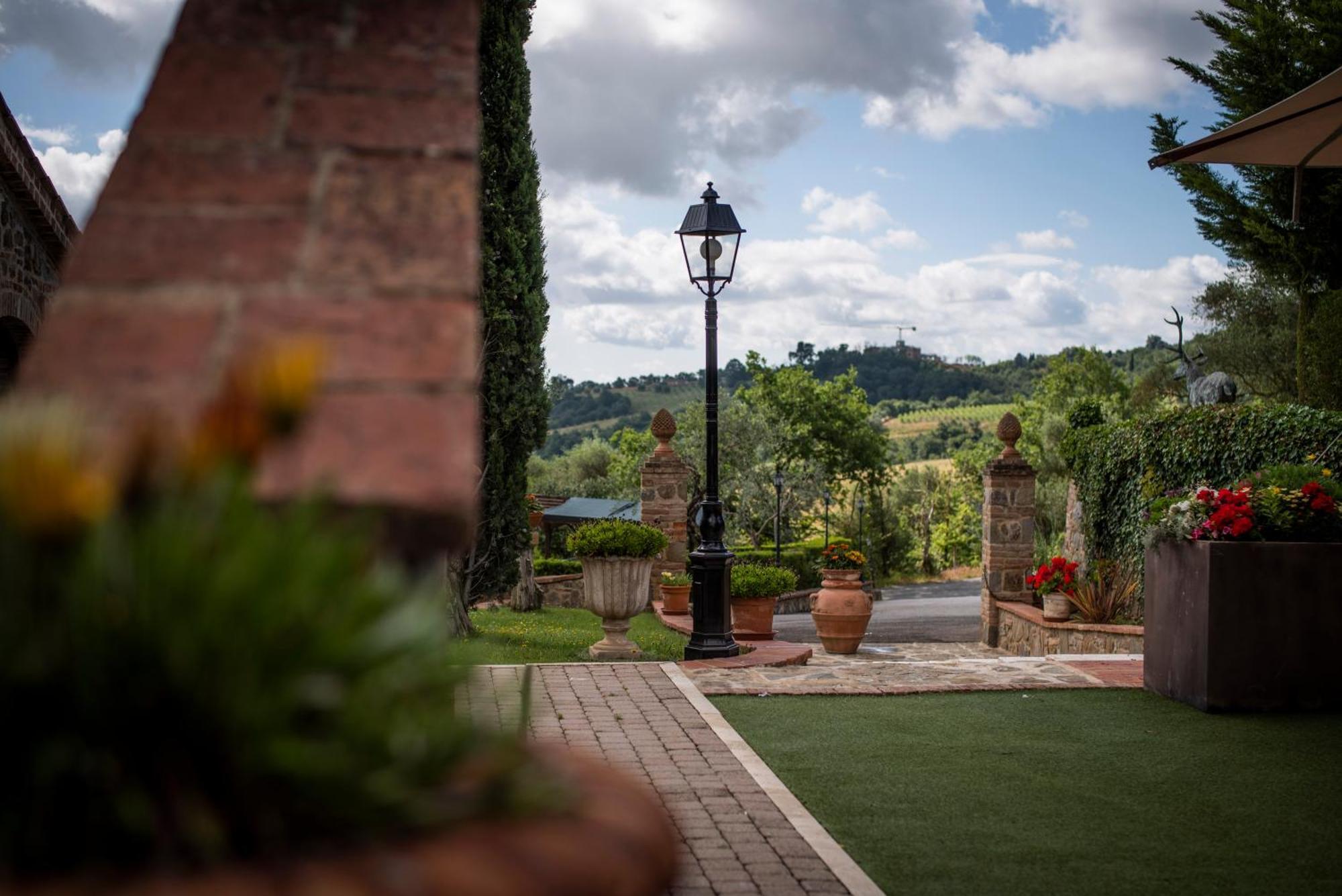 Poggio Paradiso Resort & Spa Montefollonico Kültér fotó